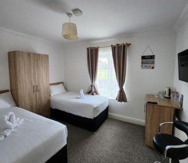 Tyrrelstown House | Park View room with free minibar tea&coffee
