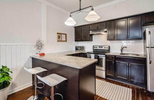 Roxborough-Manayunk Apartment | Parkside Haven - Charming 1BR Corner Property
