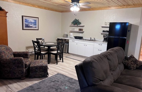 Donnybrook House | Parkview Suite in quiet Donnybrook