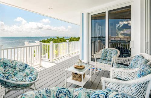 Cutthroat Harbor Estates House | Parrotfish Pointe