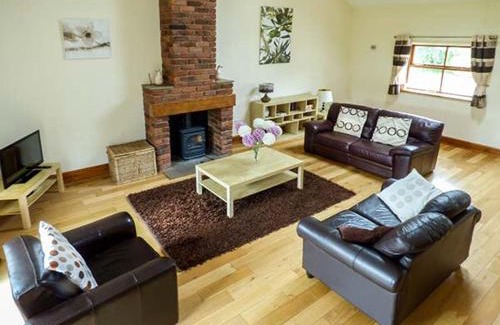 Lancaster House | Parsley Cottage
