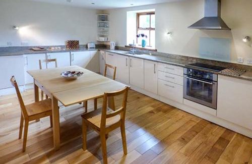 Lancaster House | Parsley Cottage