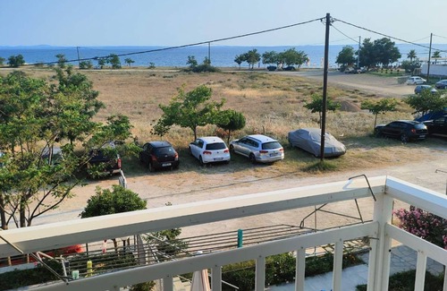 Halkidiki Apartment | Paschalia Haus Liegt in der Grünen Gegend von Psakoudia