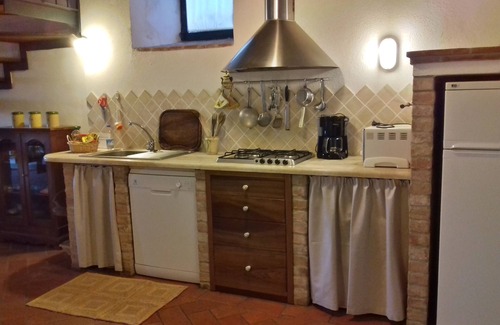 Montalcino House | Pasqui Villas: Capanna ,country chic house in a village: garden,pool,view,WIFi