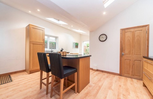St. Mark's House | Pass the Keys | A Bright Spacious Home With Free Parking