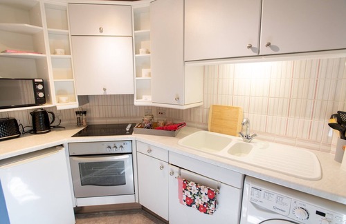 Thorpe On The Hill House | Pass the Keys | Cosy Hideaway in the Countryside