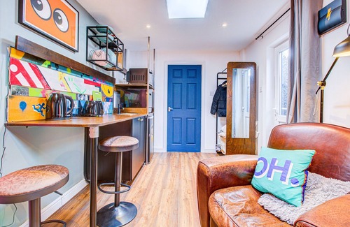 Westcliff-on-Sea Apartment | Pass the Keys | Cosy Studio flat near hospital
