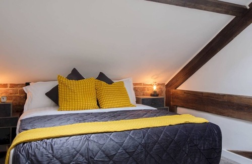 Kirk Sandall Apartment | Pass the Keys | Wonderful historic conversion