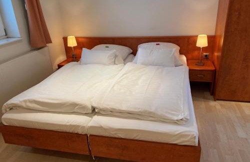 Heilbad Heiligenstadt Bed & Breakfast | Passage 84 - Hotel & Café
