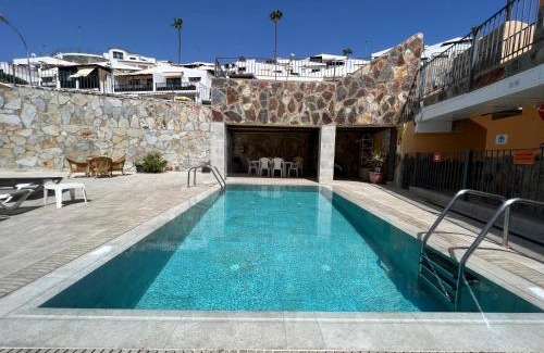 Patalavaca Apartment | Patalavaca Pool & beach View