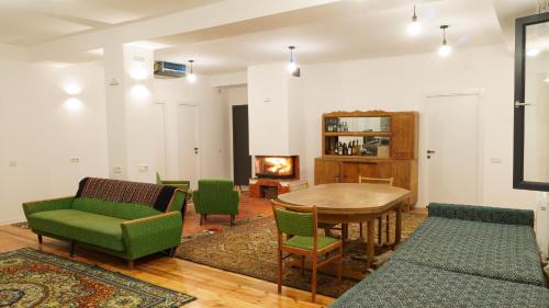 Gegharkunik Villa | PATATES Guesthouse - Private Villa with Garden Near Lake Sevan, Martuni