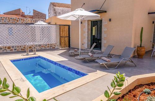 Kefalas House | Patitiri Kefalas luxury villas