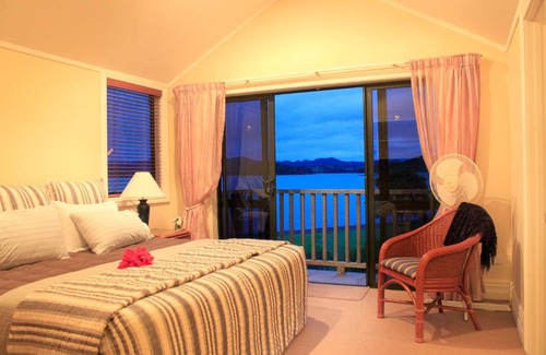Whangaruru Cabin | Pawhaoa Bay Villas