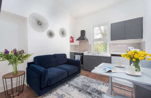West Kensington Apartment | PBC | Cosy 1-Bed Apt - Earl's Court 119 - EC3