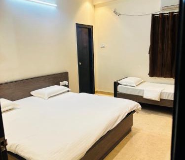 Rayachoti Hotel | PCR GRAND RESIDENCY