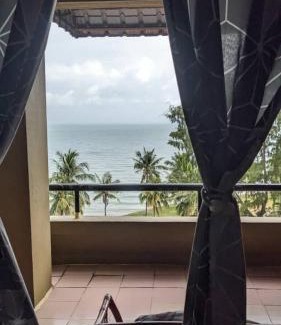 Taman Haji Zainal Apartment | PD Seaview Bumantara Staycation