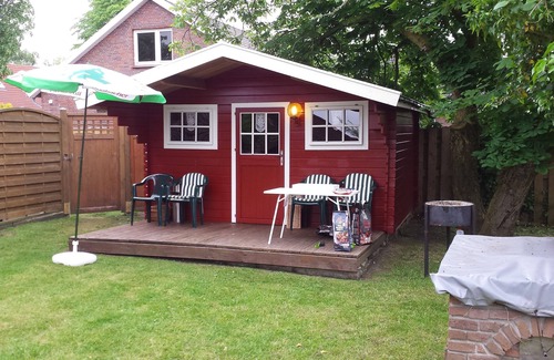 Osteel Apartment | Peace and relaxation in healthy North Sea air - family-friendly - Fewo MARINA