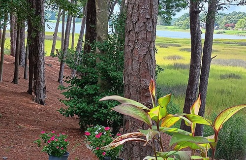 Carrollton House | Peace on the Brewers River.