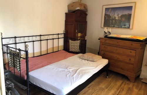 Sandrancourt Bed & Breakfast | Peaceful Home, at Candy's in Sandrancourt, Quiet Cottage, Vexin, Countryside