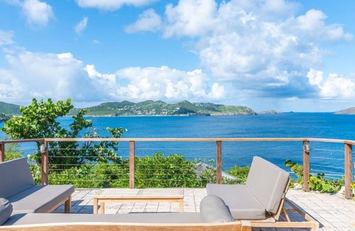 Pointe Milou Villa | Peaceful 2 BDRM Villa w BBQ & Garden