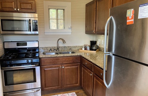 Manitou Springs Historic District Cottage | Peaceful and adorable cottage