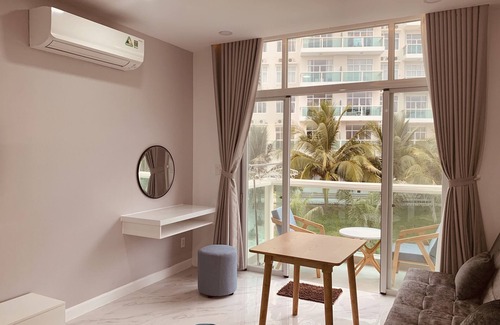 Phu Hai Beach Apartment | Peaceful and comfortable apartment by the beach #V2