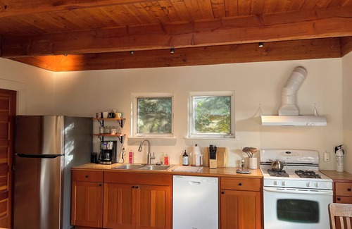 Bainbridge Island Cottage | Peaceful and private cottage on Bainbridge Island