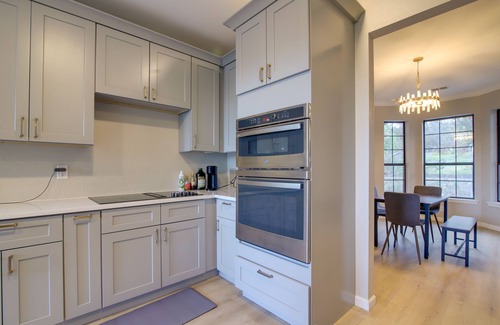 High Vista House | Peaceful Austin Home w/Deck ~ 14 Mi to Downtown