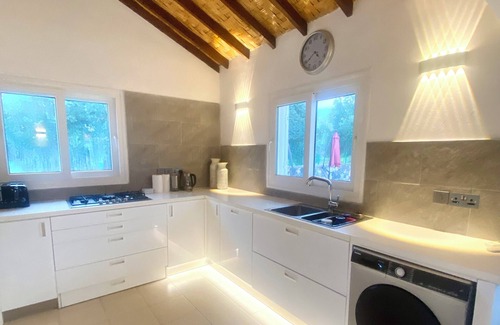 Kyrenia District House | Peaceful bungalow beautifully presented with pool 5 mins to beach Lapta KYRENIA