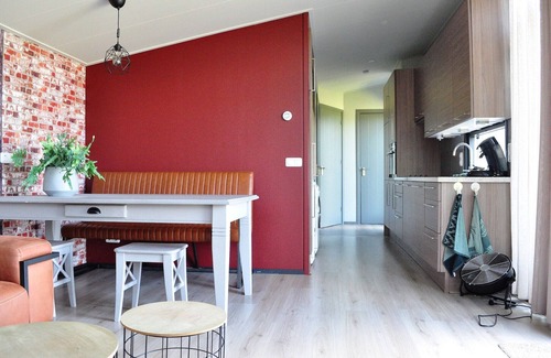 Haulerwijk Ski Chalet | Peaceful Chalet Close to Norg