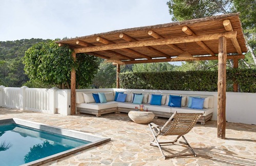 Santa Eulalia del Rio Villa | peaceful, charming country villa, swimming pool, ideal location, Tourist Licence