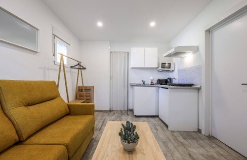 Fuencarral Apartment | Peaceful City Escape 30' from Central Madrid