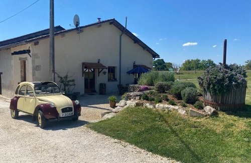 Laprade Cottage | Peaceful Countryside Gite with private pool near Aubeterre