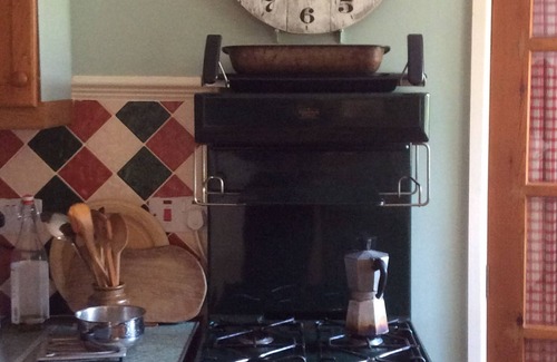 Cley next the Sea Cottage | Peaceful Detached Cottage 15 Minute Walk to Sea