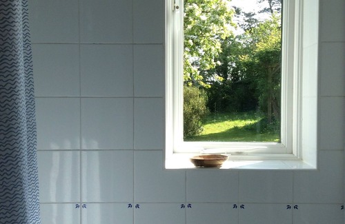 Cley next the Sea Cottage | Peaceful Detached Cottage 15 Minute Walk to Sea