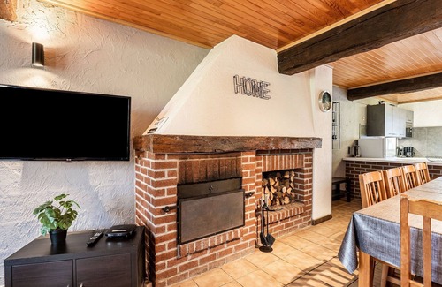 Lessive Other | Peaceful Farmhouse, Lessive