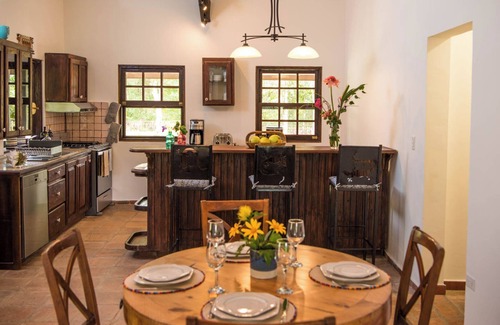Hato Viejo House | Peaceful forest Haven w/ Shared Pool and river between David and Boquete