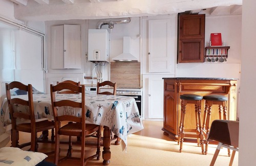 Bailleau-Armenonville Cottage | Peaceful retreat in nature near Chartres