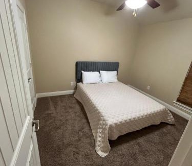 Frisco House | Peaceful Frisco-Little Elm House
