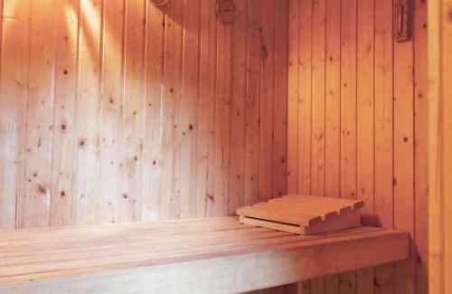 Ligneuville House | Peaceful Garden Stay, Malmedy