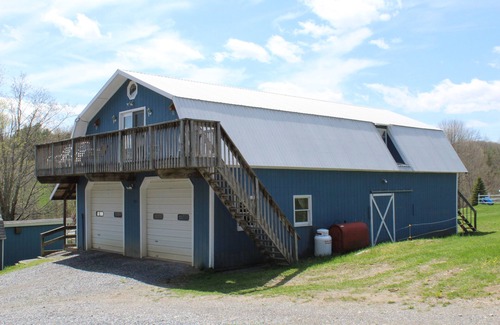 Stillwater Apartment | Peaceful Getaway - 12 Mins to Saratoga Race Track