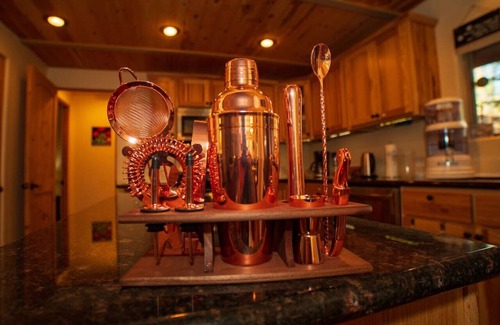 Groom Creek House | *Peaceful getaway *Close to Goldwater Lake *Cabin