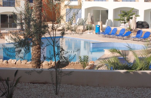Anarita Apartment | Peaceful ground floor poolside apartment in Anarita near Paphos