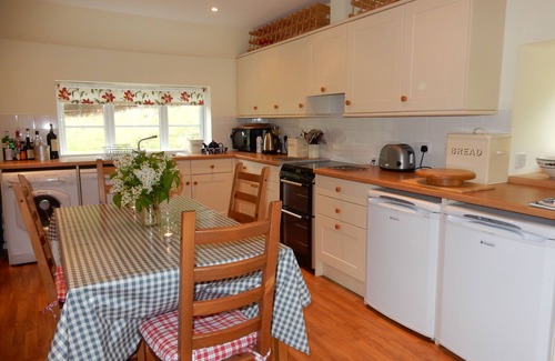 Woodend House | Peaceful Highland cottage sleeping 6 in comfort