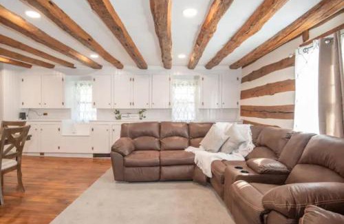 Millers House | Peaceful Hollow