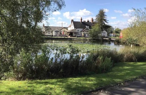 Grendon Cottage | Peaceful home from home cottage beautifully presented in village location.