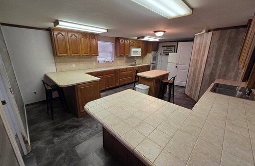 Golden Meadow Apartment | Peaceful hotel suites with AC in Golden Meadow