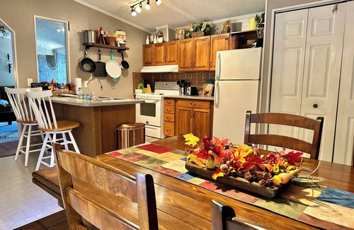 Longtown House | Peaceful Lake Eufaula Vacation Home