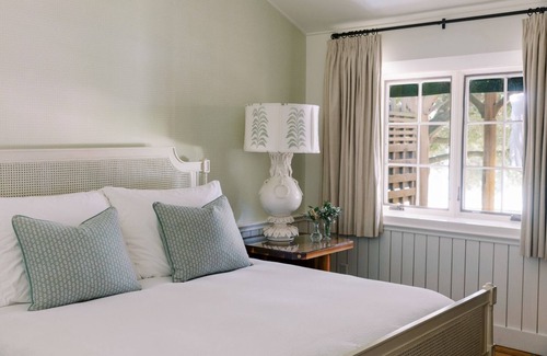 Lake Austin Village House | Peaceful Lakefront Escape, Fitness Classes, Pools & Sauna
