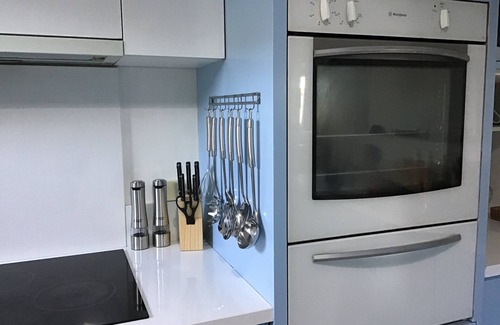 Clarence Point House | Peaceful -Local Wine & Tamar River Views/Pets Allowed
